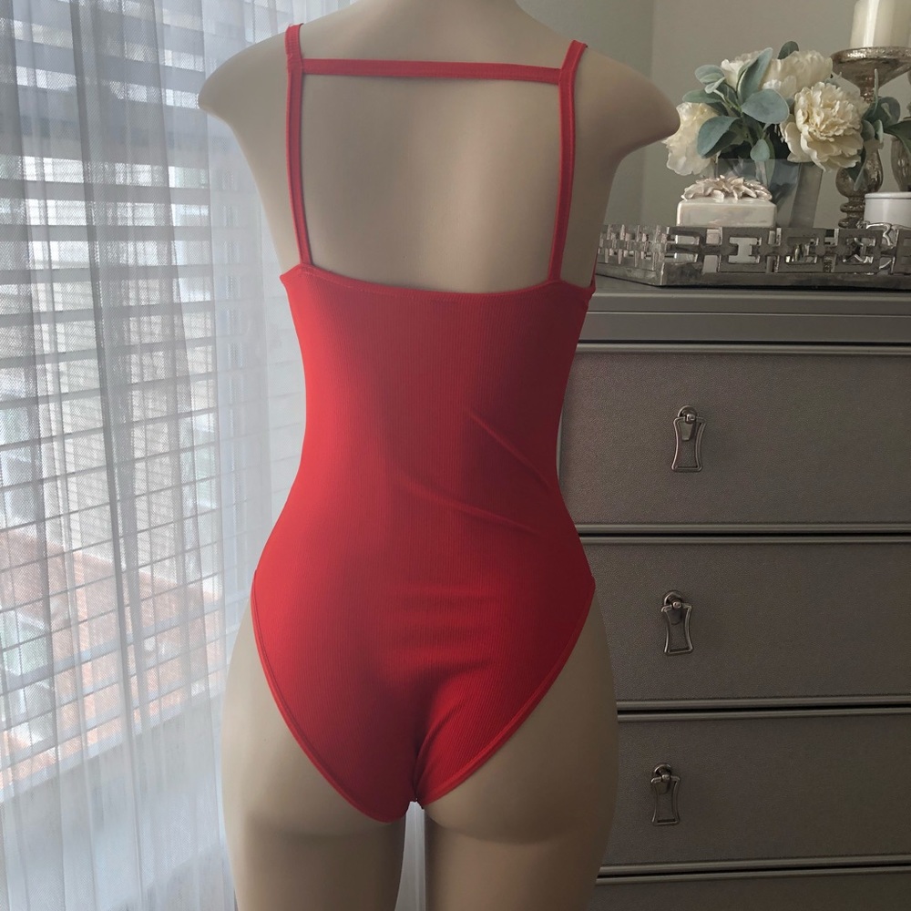 TOPSHOP Tangerine Scoop Neck Bodysuit